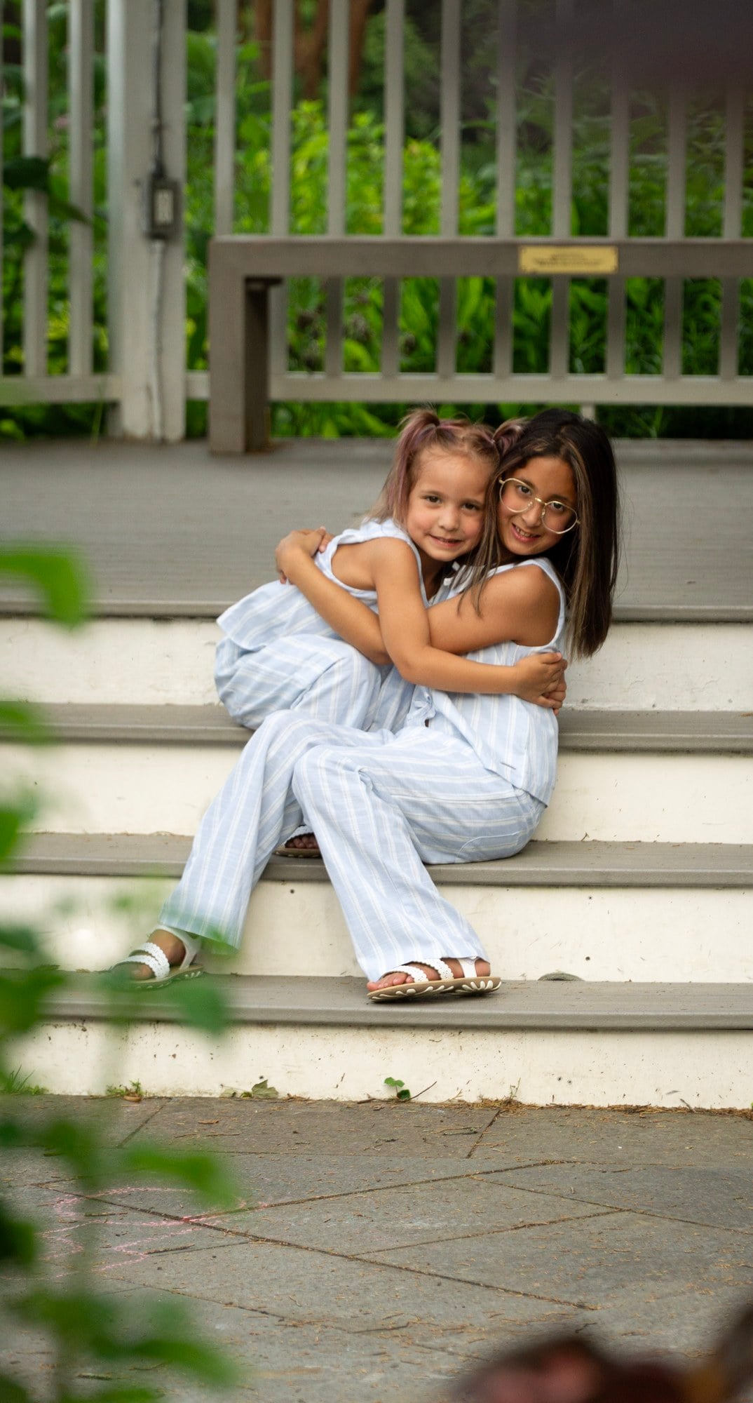 Outdoor family portrait session in Northern Virginia
